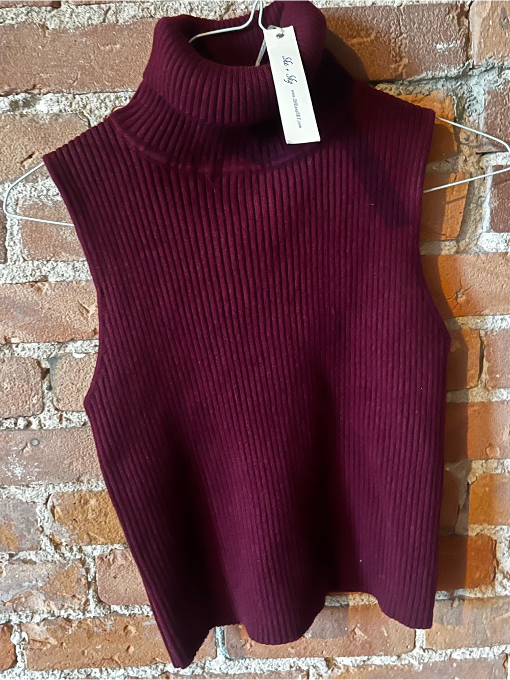 She + Sky Ribbed Turtleneck Sleeveless Tank in Wine